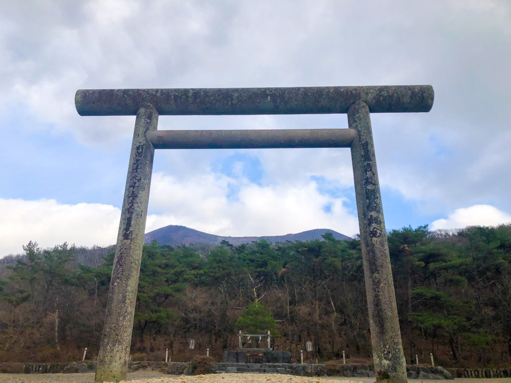 麓の霧島神宮元宮の写真